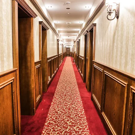 Chateau Hunting *** Гостевой дом Hontianske Nemce