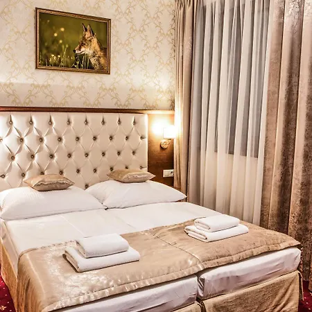 Chateau Hunting *** 게스트하우스 Hontianske Nemce